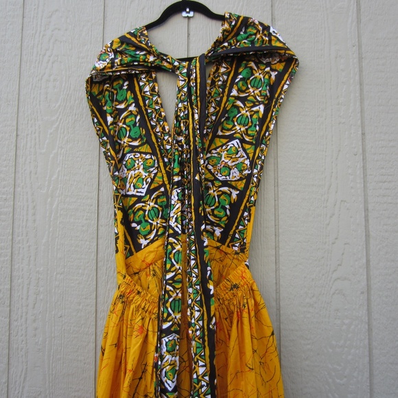 Womens Maxi Dress Free size M-2X Yellow Contrast Froral  Halter Neck Fairy READ* - Picture 4 of 16